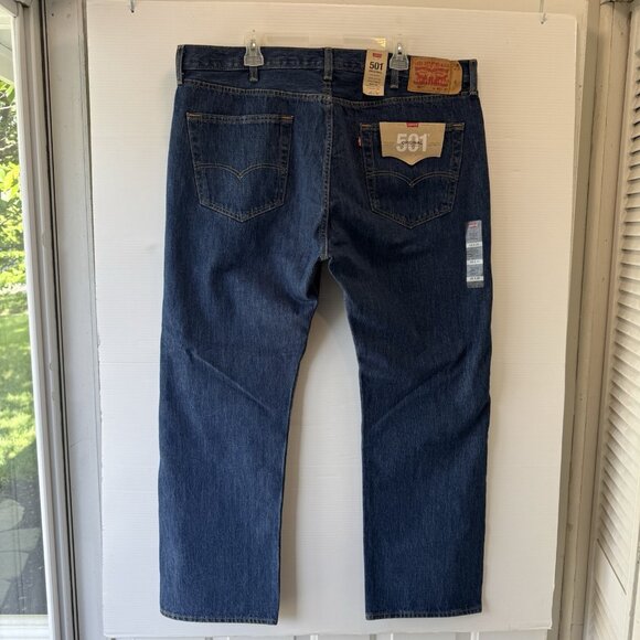 Levi 501 Jeans New Mens Original Straight Leg Button Fly NWT W42 L30 Dark Wash - Picture 3 of 12